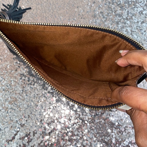 Black Fossil Clutch - Picture 4 of 5